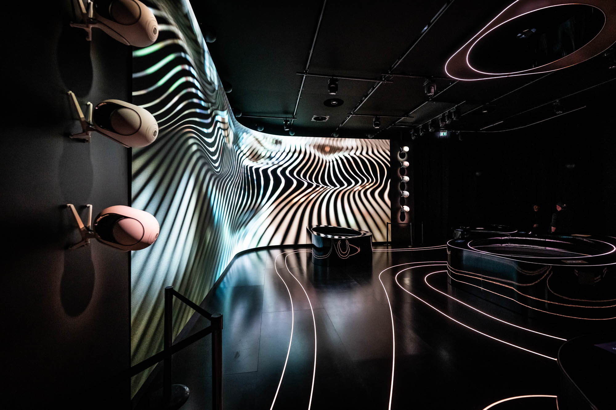 IQOS x Devialet, Milano Design Week 2026